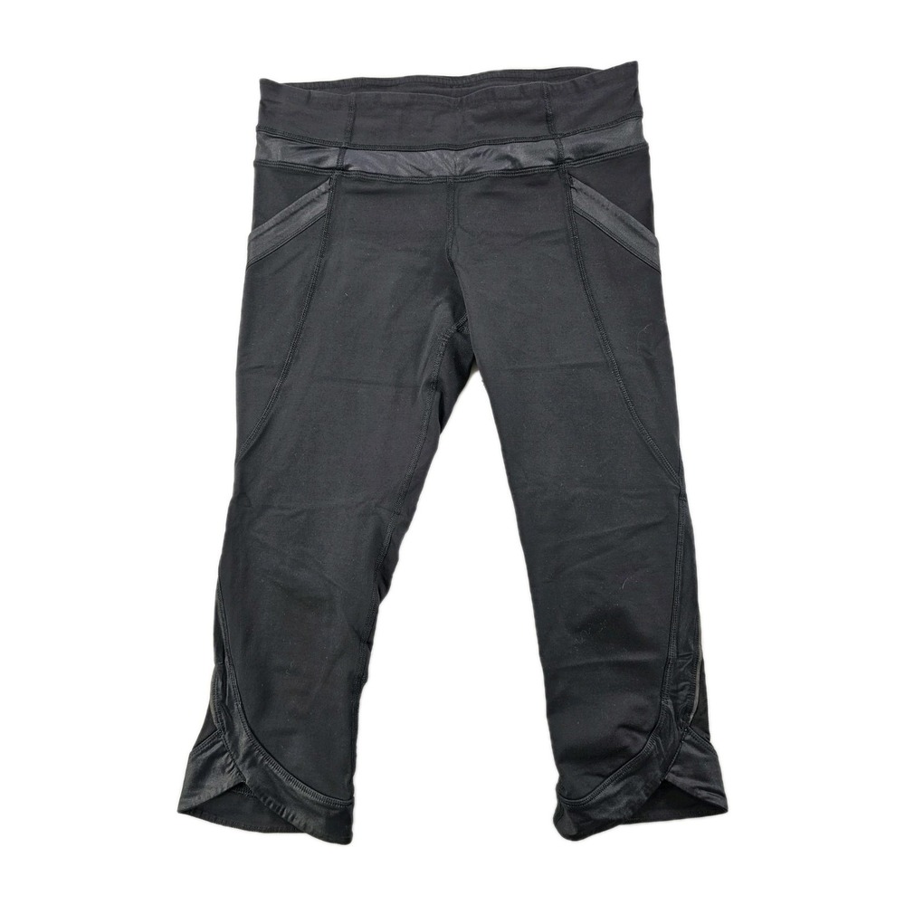 Lululemon Chase Me Crop 18" Women's Size 6 Black Pant II Faux Leather Trim Yoga